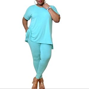 Plus Size Hi-Low Top and Leggings 2 Piece Set Size 1x 2x 3x